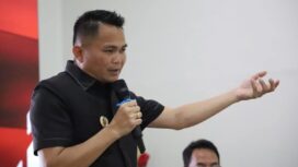 Bupati Minahasa Tenggara Ronald Kandoli