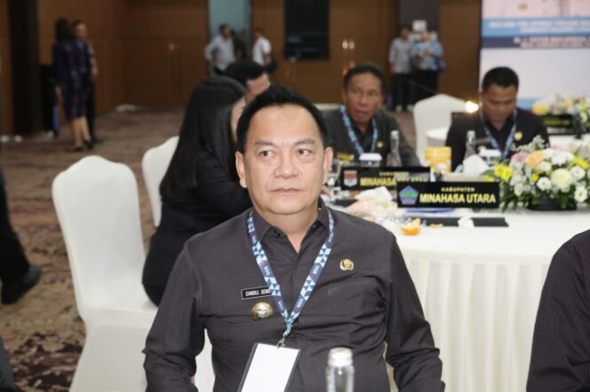 
					Support Bank SulutGo, Wali Kota Caroll Hadiri Rapat Umum Pemegang Saham Tahunan