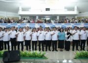 Wali Kota Caroll Senduk Dampingi Pencatatan Sipil dan Pemberkatan Lima Pasangan Asal Tomohon