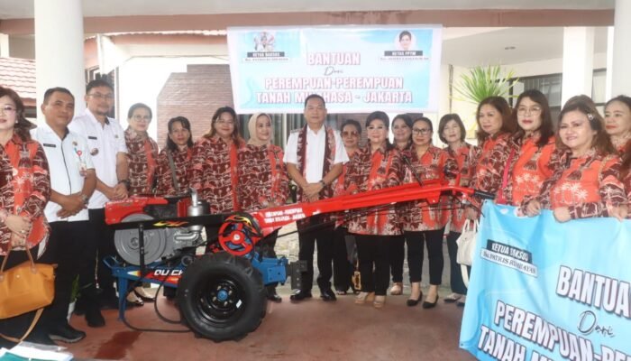 Petani Tomohon Dibantu P2TM, Wali Kota Caroll Senduk Beri Apresiasi