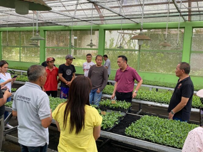 
					Wali Kota Caroll Senduk Pastikan Kesiapan Petani Bunga Jelang TIFF 2025