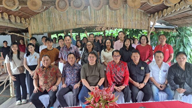 
					Wali Kota Caroll Apresiasi Rio Dondokambey, Jadikan Tomohon Sebagai Tempat Jaring Aspirasi