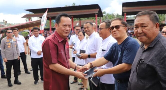 
					Pnt Caroll Senduk Sebut Hapsa Jadi Momen Pererat Semangat Pelayanan Bapak-bapak GMIM
