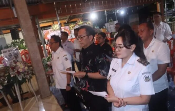 
					Walikota dan Wawali Melayat ke Rumah Duka Keluarga Posumah-Simboh