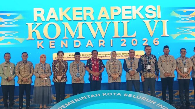 
					Wawali Sendy Rumajar Hadiri Raker APEKSI Komwil VI, Dorong Kolaborasi Pengelolaan Sampah Berbasis Masyarakat