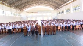 SOLID: Jajaran Pemkot Tomohon dan peserta Orientasi P3K Tahun 2026 di sela kegiatan yang dipusatkan di GOR Babe Palar. Dok istimewa 