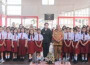 Dorong Literasi Anak, Wakil Wali Kota Sendy Rumajar Buka Lomba Bertutur SD dan MI se Kota Tomohon