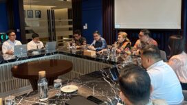 SINERGI: Panitia TIFF 2026 dipimpin Ketua Levita Supit dan Kadis Pariwisata Tomohon Judhistira Siwu saat memaparkan potensi gelaran TIFF di hadapan Pengurus KADIN Pusat. Dok istimewa 
